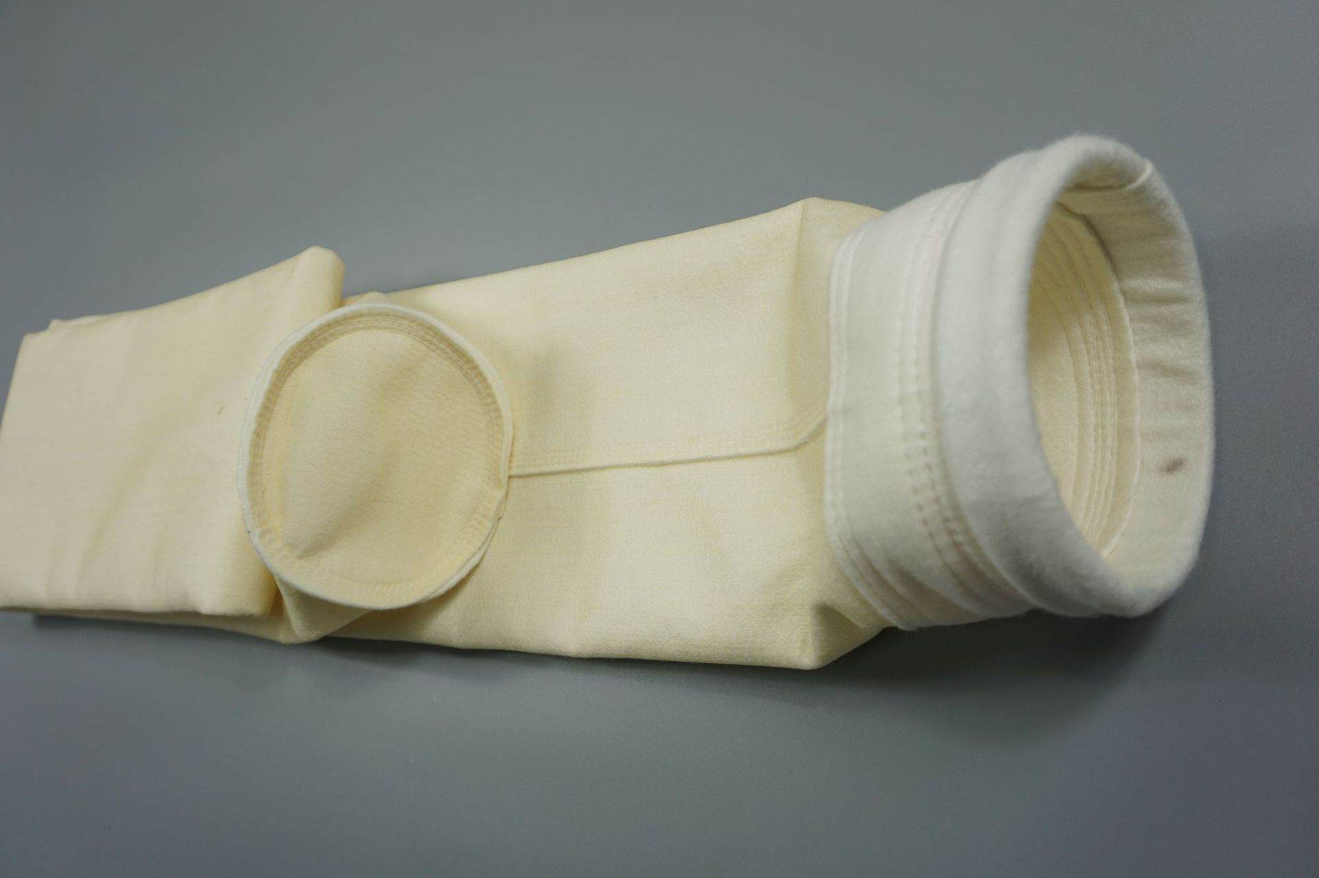 水泥廠如何選擇除塵布袋？