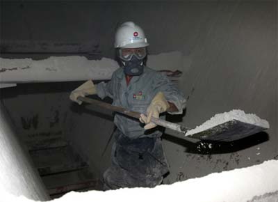 河北某熱電廠(chǎng)投50余萬(wàn)檢修長(zhǎng)袋脈沖布袋除塵器 河北某熱電廠(chǎng)投50余萬(wàn)檢修長(zhǎng)袋脈沖布袋除塵器