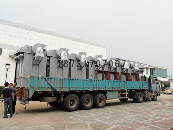 山西太原混凝土攪拌站倉(cāng)頂除塵器9月2日交付使用 山西太原混凝土攪拌站倉(cāng)頂除塵器9月2日交付使用