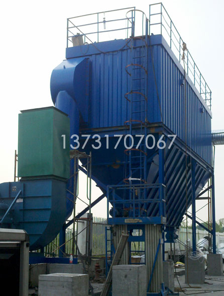 寧夏青銅峽石墨廠胡經理定購的石墨粉塵布袋除塵器已發(fā)貨 寧夏青銅峽石墨廠胡經理定購的石墨粉塵布袋除塵器已發(fā)貨